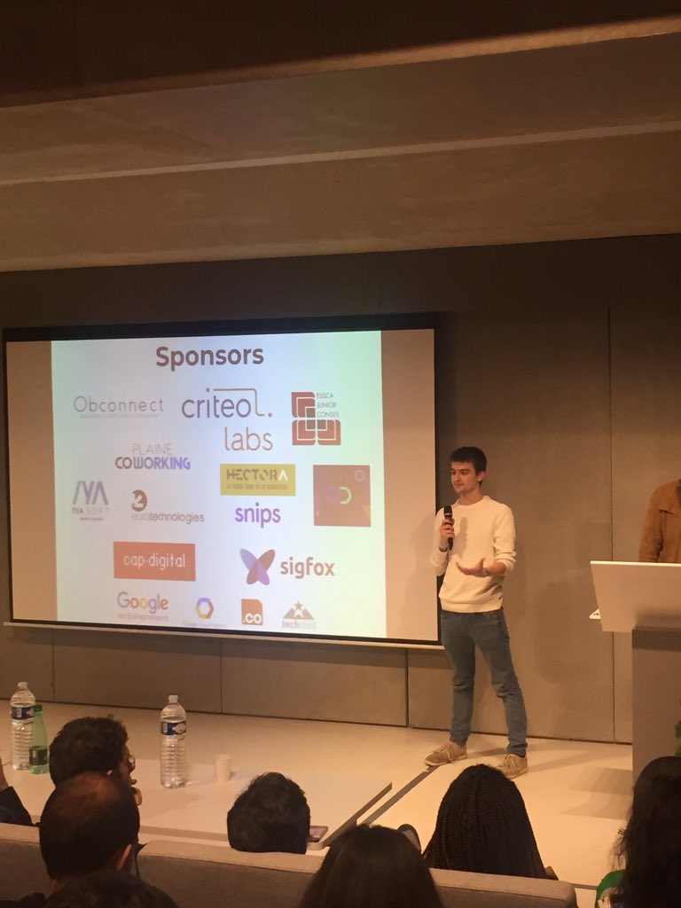 SWIOT2018's tweet photo. Merci à nos super bénévoles de l’association @ESSCA_Junior  #swiot #StartupWeekend #swiot2018 @CriteoEng @criteo https://t.co/DzzHyBHAW8