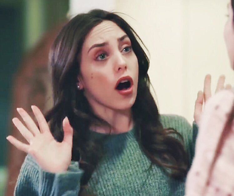 EeviHa's tweet photo. سلامممم بنات ف تصويتتت اويكو متاخرهه فيههه فينهم فانز اويكو ال مسوين فيها احنا فانزها احنا نحبها معقققققوله هاندا تسبق اويكو 😊 شي يفشل بصراحه المهم نبا دعم نبا تساهمو معاا ف التصويت > رابط التصويت https://t.co/VKagjyLxjm
 #öykükarayel #kalpatısı لعيون الحلوه اويكو صوتتتتتووو 😢 https://t.co/VxpiFmAe4V
