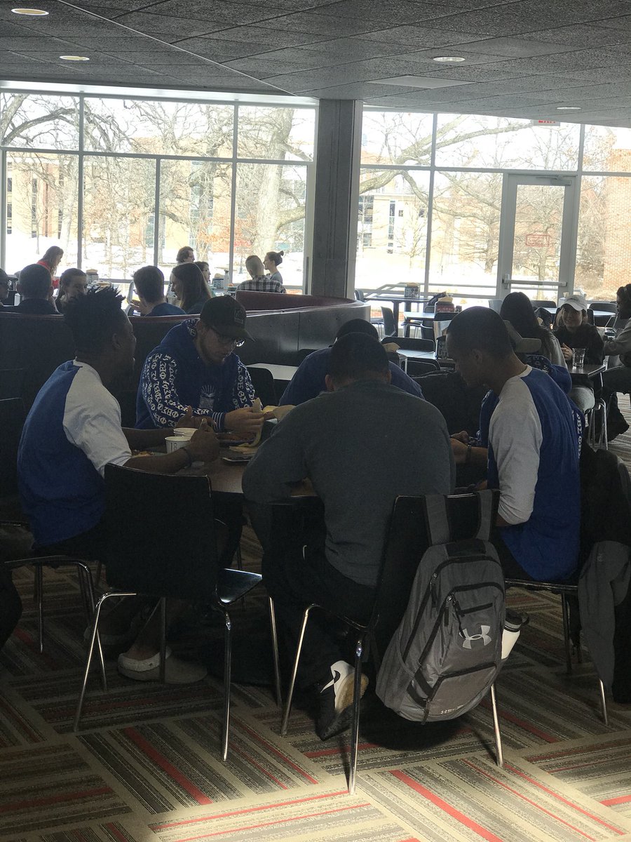 NuLambdaSigma's tweet photo. Sundays are for Sigmas! Gamma Pi Gamma having brunch together!! https://t.co/cb39PmRpUs