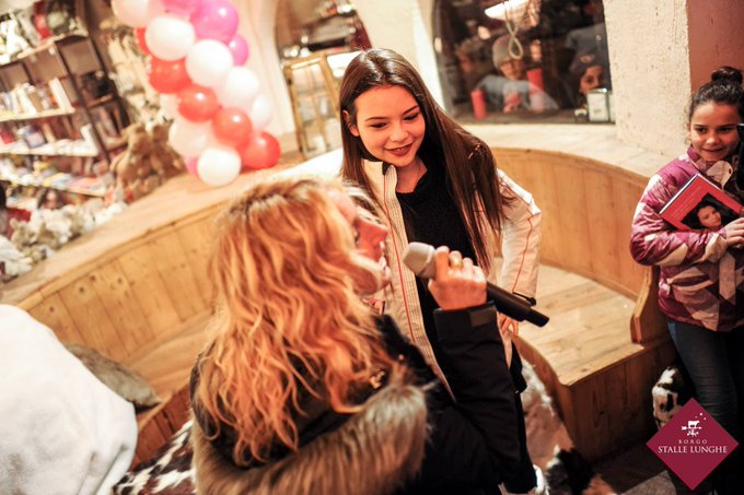 Firmacopie &ldquo;Se &egrave; con te, sempre&rdquo; a Prato Nevoso . Grazieeeeeee Sentirvi dire che il mio libro vi ha fatto<a href="/tag/se%C3%A8contesempretour"class="tags"><span>#se&egrave;contesempretour</span></a>