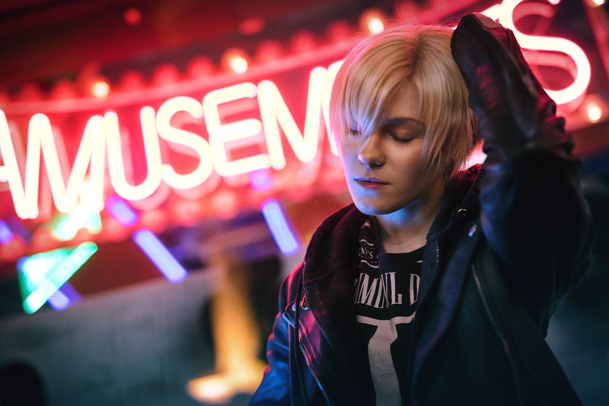 IamFaramon's tweet photo. 5th shot done, I'm thinking there will be one more and then this shoot will be all done! :D
-
Model - @Isamiaella
Photographer - @IamFaramon
Shot alongside @catberryphoto
#Portraits #Street #Neon #Urban #atyle #DualColour #Colours https://t.co/z8hFl5LwS8