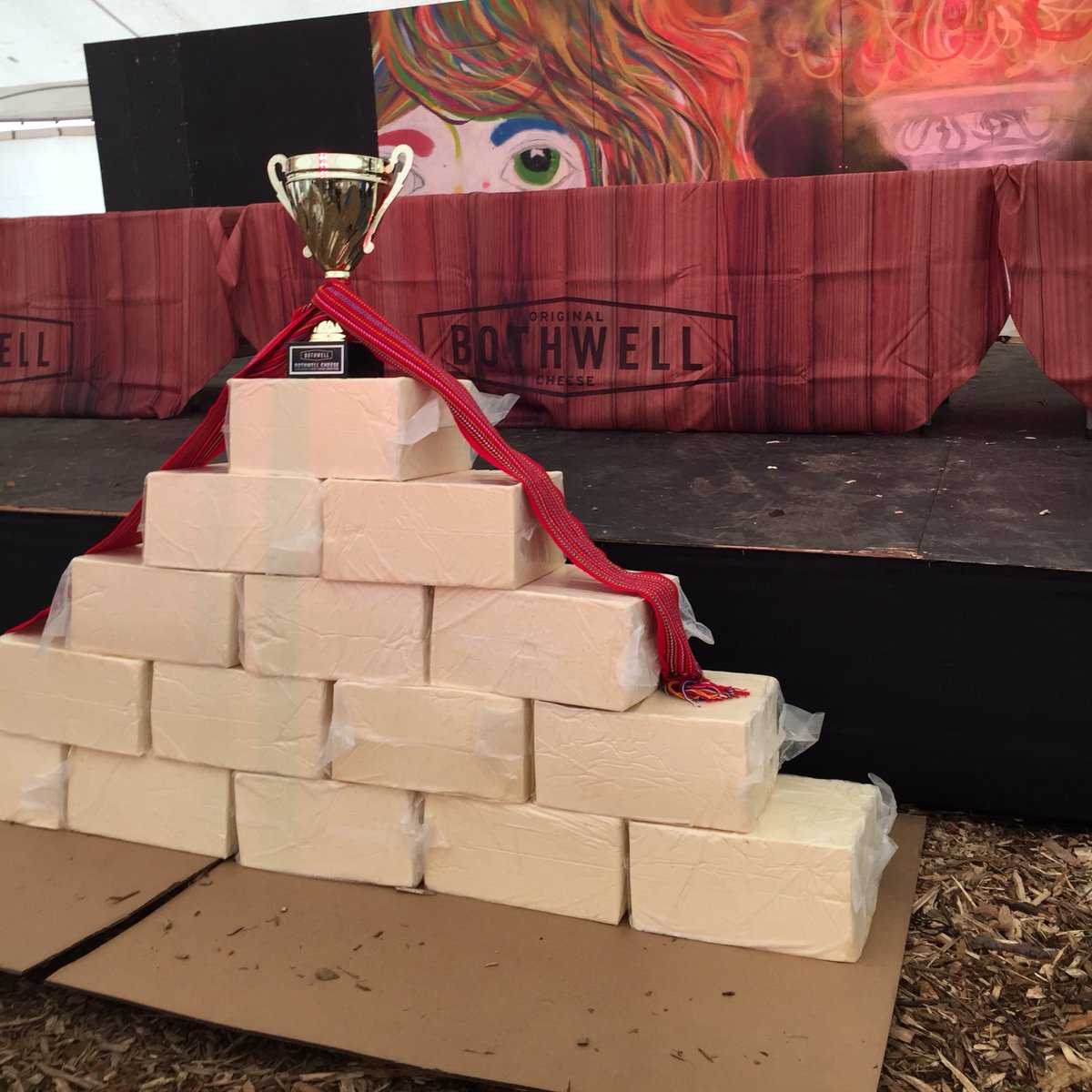 BothwellCheese's tweet image. 19 kg blocks of @BothwellCheese are ready for action at 
@FDVoyageur for our FIRST EVER cheese carving contest. It’s going down today in the Portage tent from 12:30-4:30. #heho2018