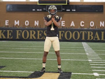 _6ixxgod's tweet photo. Had a great visit at Wake Forest! ๐ฉ https://t.co/LX92rx5d10