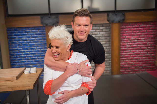 PhilAndAnnesGTL's tweet photo. Are you ready for this week episode on #WorstCookInAmerica?? IT'S SAUSAGE PARTY!! Come watch at the #bar with our delicious #nibbles and #drinks!! #SundayVibe #WorstCooks #WCIA #SausageParty @FoodNetwork @chefanneburrell @TylerFlorence https://t.co/ALPs6dvui9