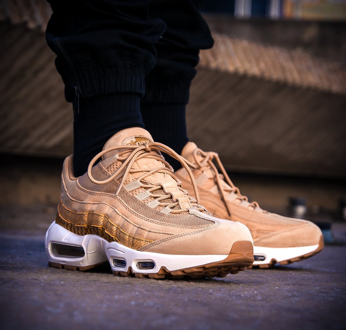 nike air max 95 vachetta tan