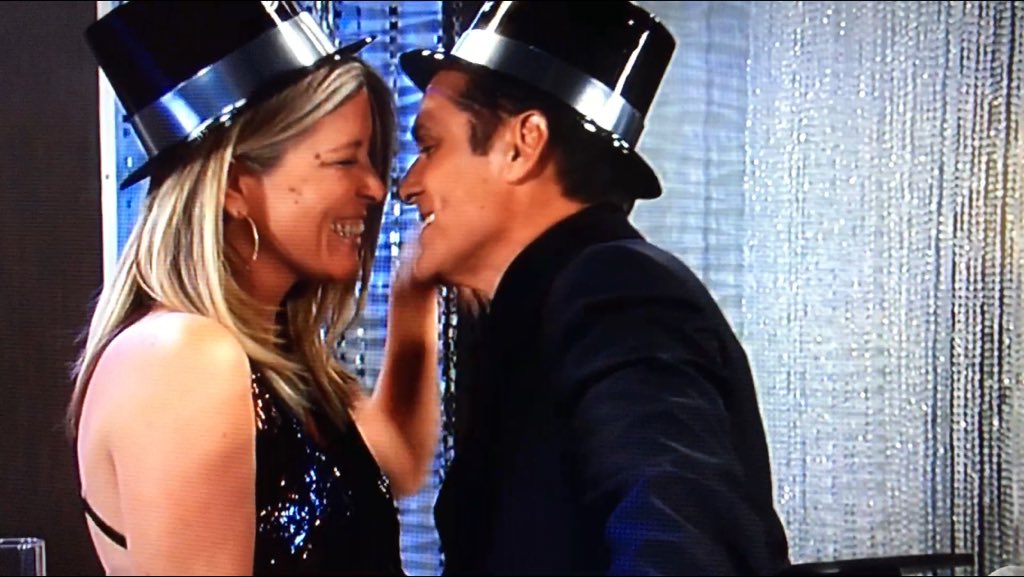 NDH_CarolinaGrl's tweet photo. I need more
#CarSonLove ❤️more
#CarSonKisses 💋more
#CarSonAloneTime 👫more 
#CarSonFamily 👨‍👩‍👧‍👦 &amp; more 
#CarSonRomance 🔥

#PromoteWhatULove 
I need more #CarSon #Soulmates #BestTeaminTown  #GH #CarSonSunday 

@OGChrisVanEtten https://t.co/MPFNpFXEuq