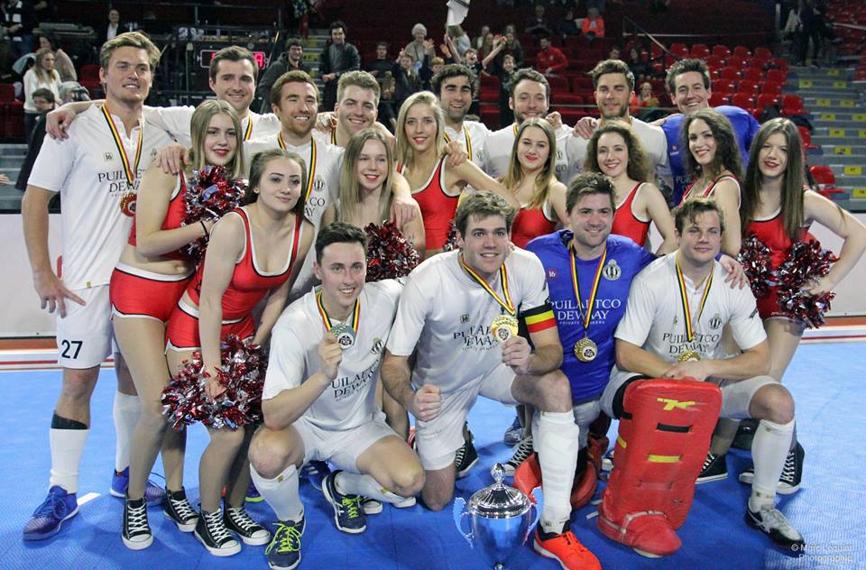 Nouvelle médaille européenne pour le Racing :  hockeybelgium.lesoir.be/indoor/nouvell… #Hockeybe #Indoor