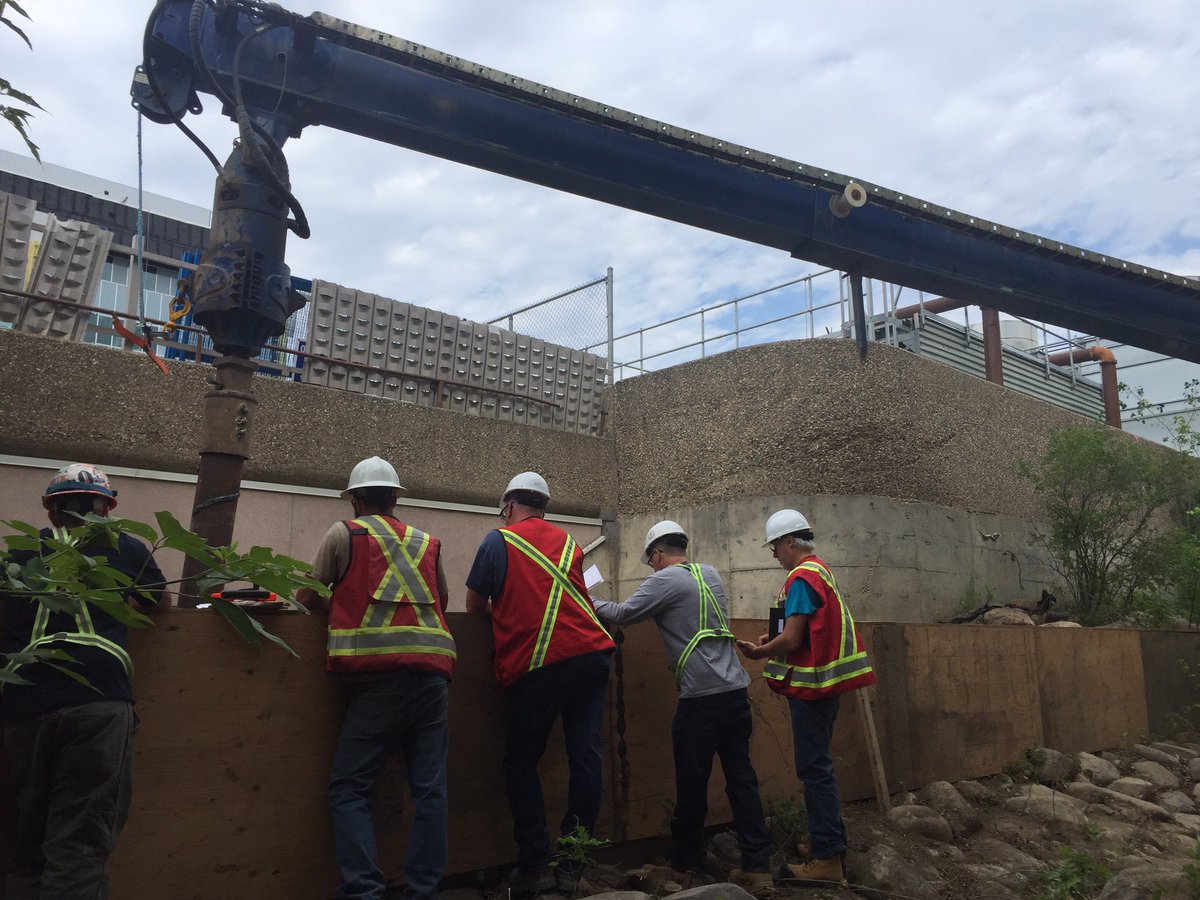 SaskPiling's tweet photo. When tasked with the most difficult projects, Innovative Piling's experience and commitment to quality and safety makes us Western Canada's piling experts. Give us a call today for a free deep foundation analysis! #skbuilt #alloftheequipment #wemoveourown https://t.co/mFBeCXM3GS