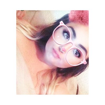 Bekah_2000's tweet photo. #NewProfilePic https://t.co/YZVz6AyxXu