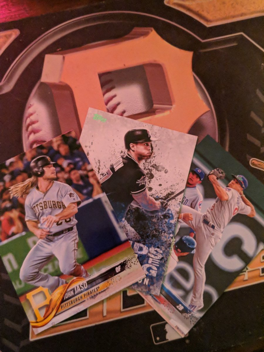 battlinbucs's tweet photo. First impression? #2018topps looks a lot like 2017 Topps. But hey, at least I pulled a #Pirate. More thoughts up on the blog tomorrow. https://t.co/VWiYyNVr6o
