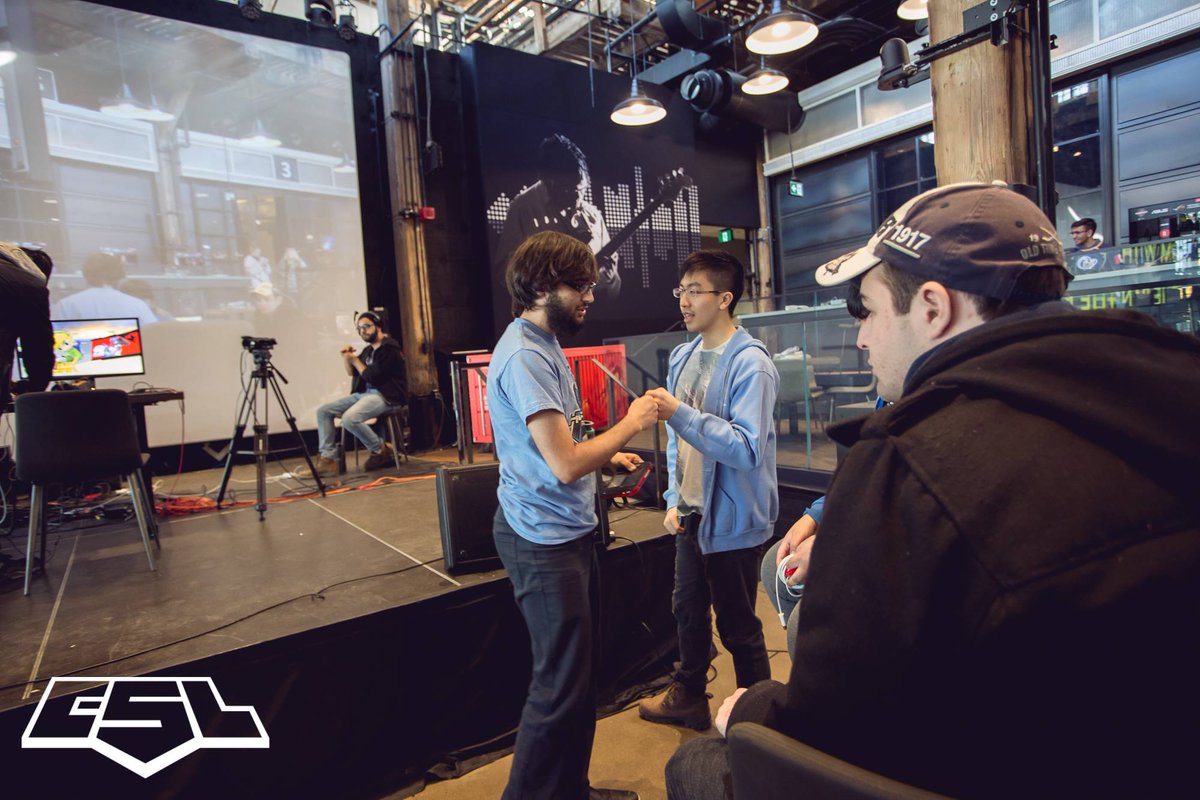 playvs_college's tweet photo. YorkU will join UofT as the top 2 seeds coming out of Ontario @Sm4shCollegiate Divisionals!

@Mariomariosmash with a heroic performance taking 10 stocks!

Switching to Melee next! https://t.co/RNOqbv5xwI https://t.co/xkGVrs4pdY