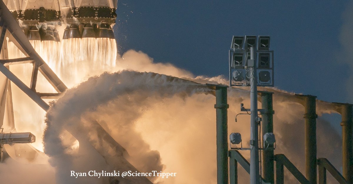 ryanchylinski's tweet image. #FalconHeavy wide liftoff shot from my remote camera 396m away - then we zoom in on LC-39A &quot;rainbirds&quot; in the lower right. Caught the moment of flow change at height clearance #SpaceX @elonmusk @SPACEdotcom @SpaceX