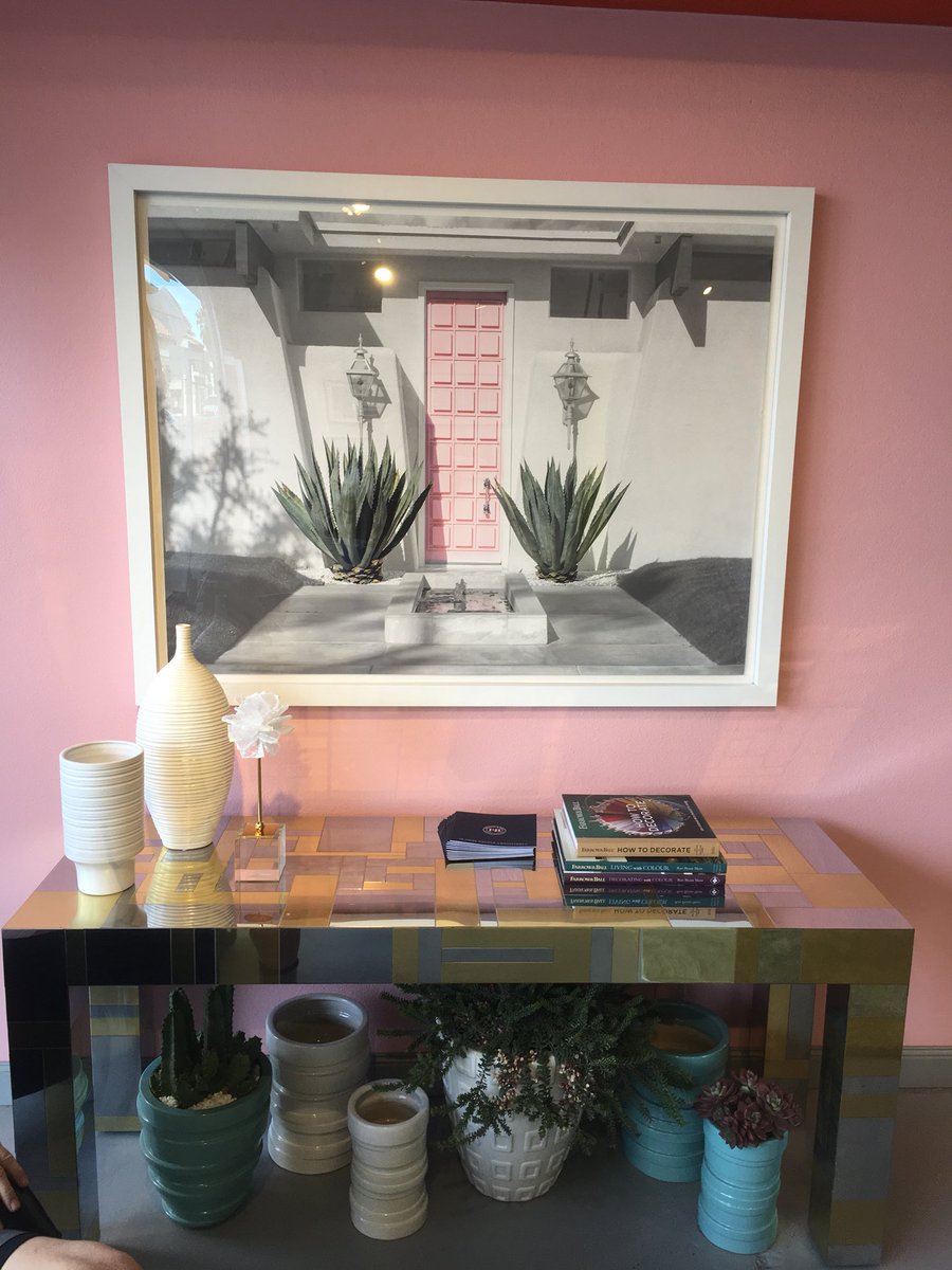ZuoModern's tweet photo. Thank you to Christopher Kennedy for featuring our ZUO Decor Accents during Farrow & Ball’s pop up shop 2018 Moderism Week Palm Springs #zuomod @christopherkennedyinc #zuodecor @farrowandball #moderismweek #homedecor #accessories #homeaccents #midcenturymodern #PalmSprings https://t.co/E6rImSeeHZ