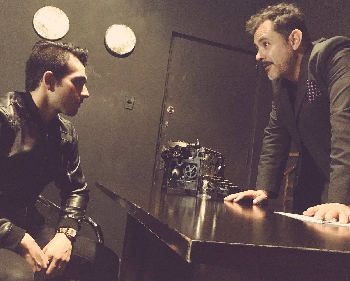 OurKingLeon's tweet photo. #DomingoDe visitar el #Foro10 de @MicroTeatroMex y enamorarse con las actuaciones de nuestro @LEONANDRE07 y @rosendogazpel en @APruebaDeDeseo ¡PENÚLTIMO FIN DE SEMANA, no se los pueden perder! funciones a partir de las 07:05hrs. https://t.co/67aoKmgHDj