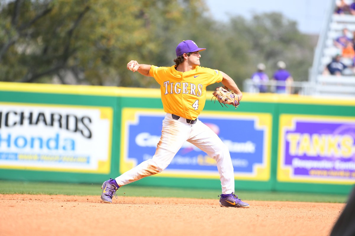 LSUbaseball's tweet photo. The Tigers fall to Notre Dame in the rubber match of the series 11-3.

💻: https://t.co/PdcG5xOyKD https://t.co/zh7AaouxWJ