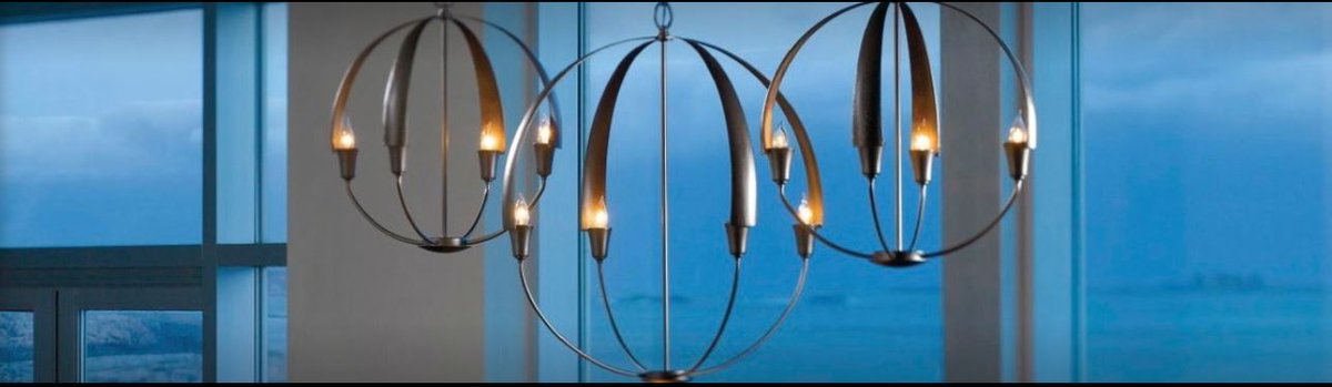 Romantic pendants reflecting the ocean in this warm Florida night. 

#pendantlamps #romanticsetting #coldwinternight #pegolamps #sundayfunday #lightingdesign #indoorlighting #interiordesign #luxurylamps #pendantlamp #designlife #designdecor #lightingdecor