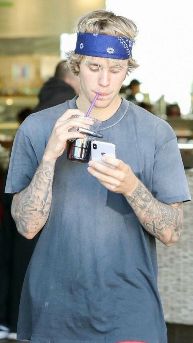 eri90458988's tweet photo. @jdbgallagher @justinbieber @jidraulhjustin @JulekBieber #JFCJustinBieber https://t.co/inH9rdksNb