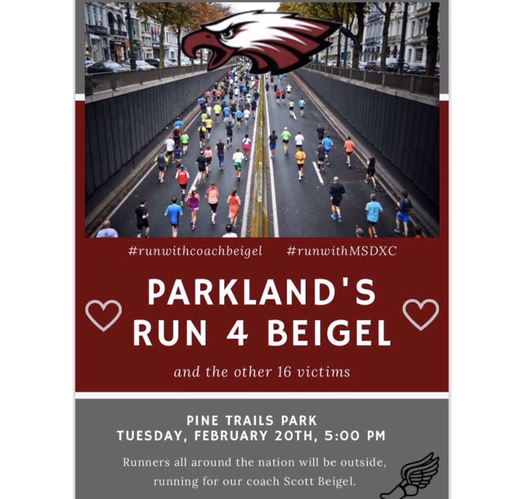 Rachelle1112's tweet photo. #runwithcoachbeigel #runwithmsdxc #ParklandFlorida #love #2018 #MSDStrong #StonemanDouglasHighSchool https://t.co/xc68wqypRH