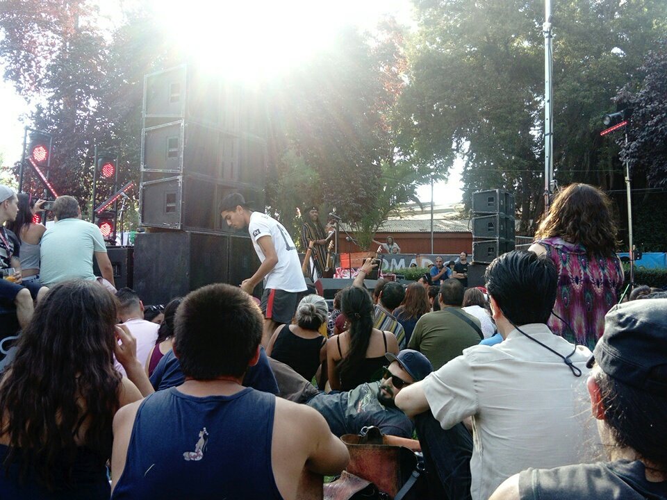 compipa's tweet photo. Womad y el aplauso de Kilema de Madagascar tremendo encuentro https://t.co/0Oi9zhH4vj