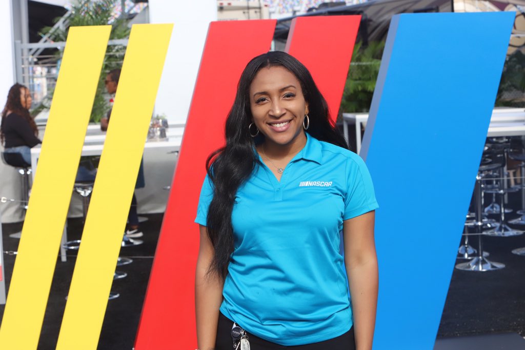 thedejahdenise's tweet photo. The 60th running of the #Daytona500! #DaytonaDay #Speedweeks2018 #NASCAR #WomenInSports✨🏁

📸: @clearscopemedia https://t.co/AHZf4U2zyQ
