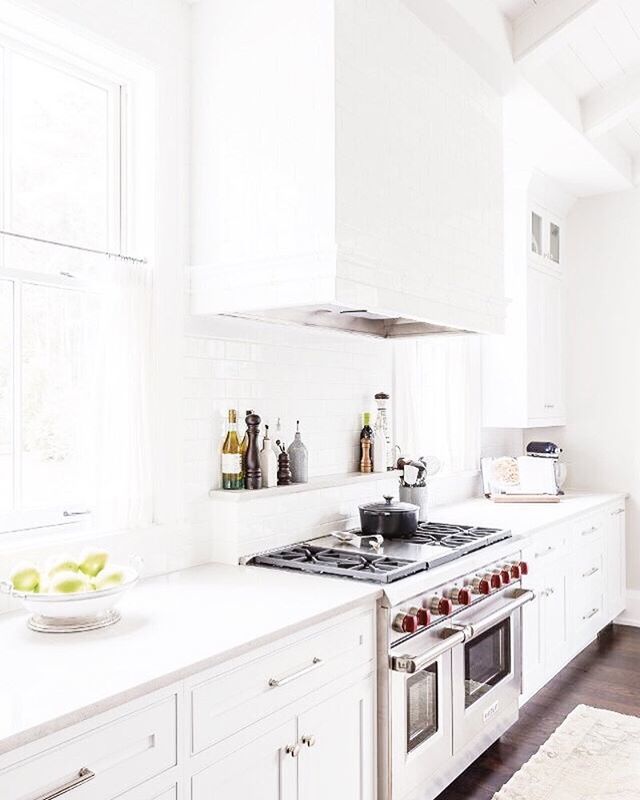 NicollsDesign's tweet photo. • When you’re dreams consist of this • #dreamkitchen .
.
.
.
.
.
.
.
#design #home #interior #homedesign #homestyle #coronado #sandiego #interiordecoration #houzz #homeinspiration #dreamhome #mydomaine #apartmenttherapy #interiorstruly #homeimproveme… https://t.co/kdHh1xKfE2 https://t.co/iQLKywQZog