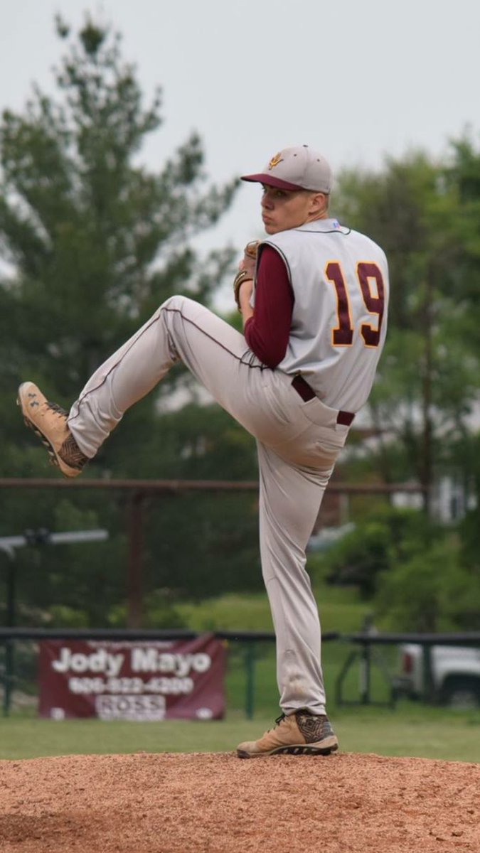 ColeCordle's tweet photo. Beyond blessed to say this time next year I will be a KCU Knight, pitching in college God has given me so much and I am more than thankful I owe my brothers on the field who pushed me to better myself, my coaches who taught me everything I know, and most important my parents❤️ https://t.co/xdoy95kxCZ