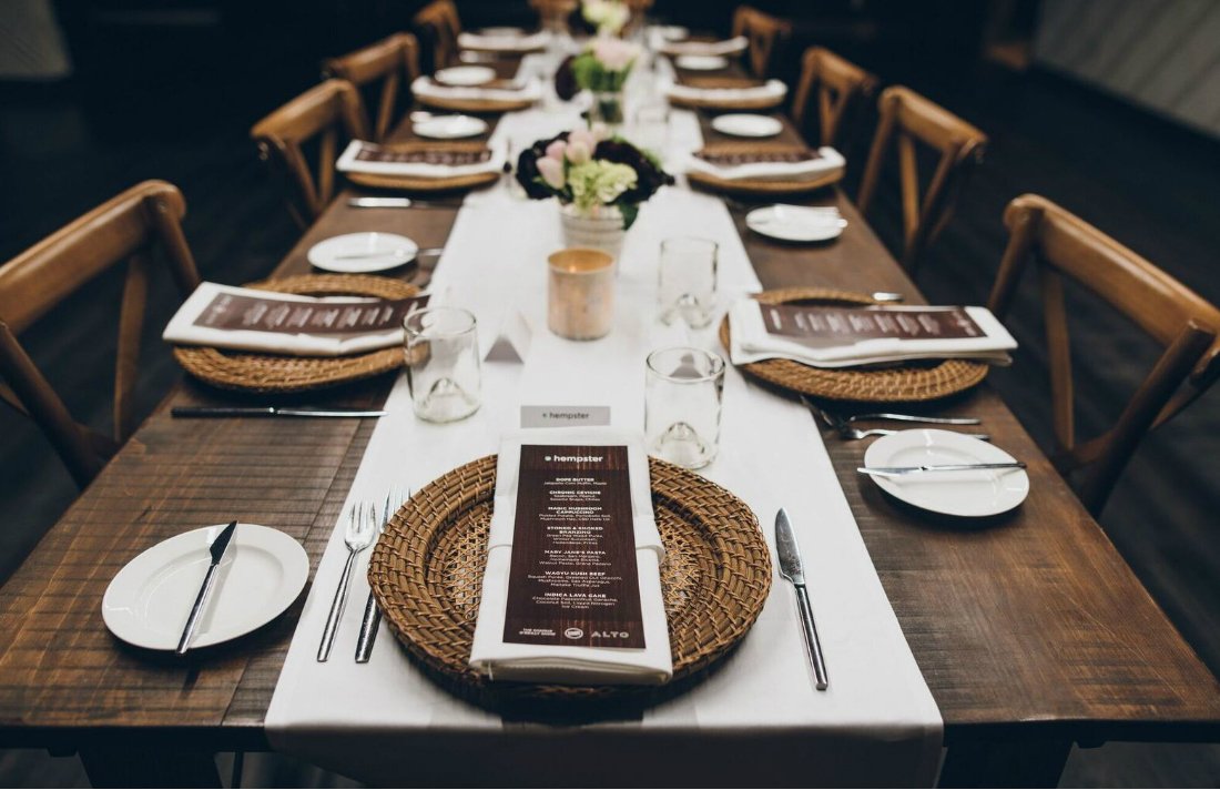 CannabisCulture's tweet photo. A Dinner Date With Cannabis #Toronto #Ontario #Canada #Veteran #education #information #business #market #industry https://t.co/PNXiitGCif https://t.co/kB5HqxYiC3
