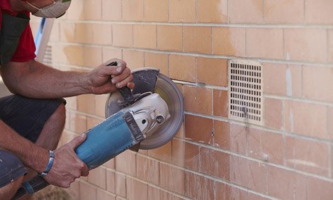 oxtools_nz's tweet photo. Brick walls are no match for our blades! https://t.co/qvEgbxH2AC https://t.co/x5iiryRN32