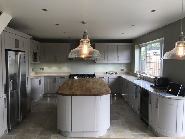 IntrepidHouse's tweet photo. 💡Pendant lights really bring this kitchen to life 
•
•
•
•
•
#decor #intrepidhouse #homedecor #homedecoration #homedecorating #roomporn #interiordesign #interiordesigner #interiordesignideas #homewares #housegoals #kitchen #kitchengoals #openplanliving #pendantlight https://t.co/vRfvsdq6dP