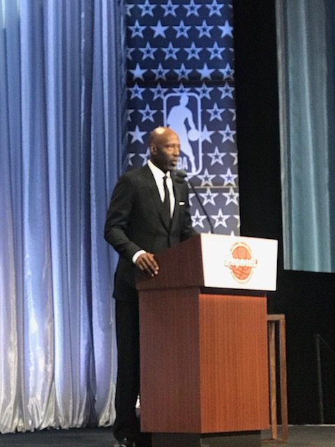 MagicJohnson's tweet photo. Honored at the NBA Legends Brunch were amazing basketball greats Jerry West, Bill Walton and James Worthy. https://t.co/wkJJHen44m