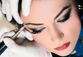 KALICI MAKYAJ HİZMETİMİZ BAŞLAMIŞTIR. Sabah yataktan kalktığınızda, havuzdan yada duştan çıktığınızda, yemek sonrasında, spor yaptığınızda, sıcak havalarda, terlediğinizde her an her yerde makyajınız yerindedir. buff.ly/2EAWSUf