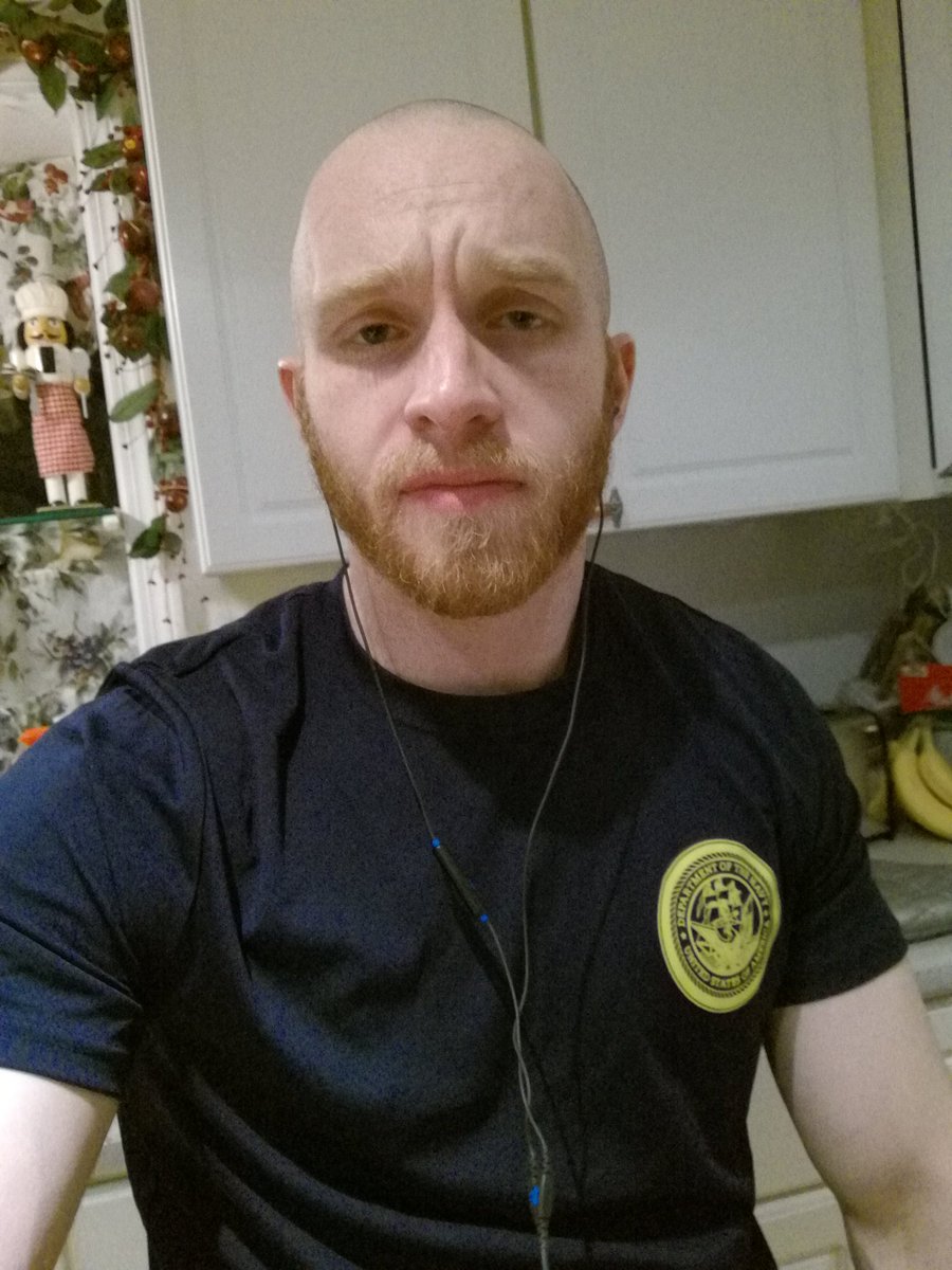Nick_Ethereal's tweet photo. Finally cut my hair but keeping the beard for a while
#fitfam #haircut #beard https://t.co/3MqXJszfDg