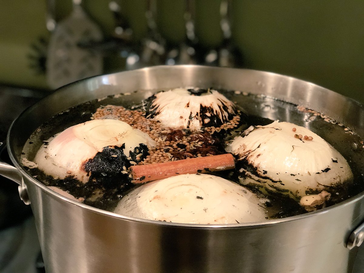 loki_diego's tweet photo. Time to get seasoned. I really wish you could smell how instantly right it smells. #DinnerLab #Pho https://t.co/Ccp2trz49K