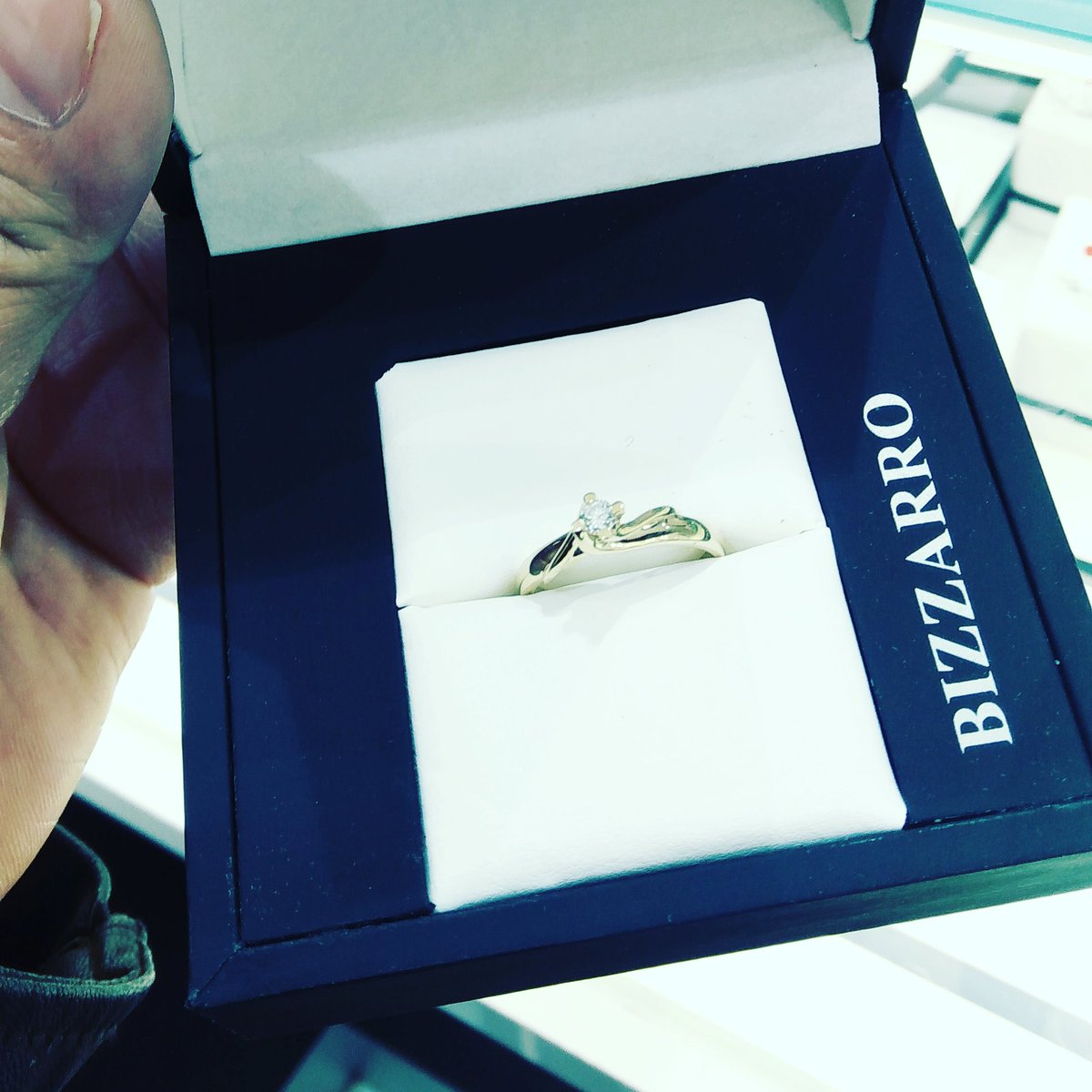 Gar_Ilecara's tweet photo. Muchas gracias a @parque_delta @JoyeriaBizzarro y @Turibuscdmx. Disfrute mucho mis premios. Una experiencia unica, un sueño hecho realidad. Gracias por hacerlo increíble. @Volarenglobo    #PorQueTeAmoParticipo #PiramidesDeTeotihuacan. #MiMexicoBonito #Love #Dreams https://t.co/tGzxReZuys