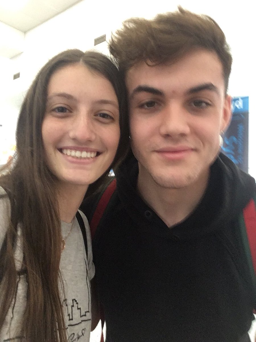 FavouriteEdits's tweet photo. Thankyou so much good to meet @BryantEslava and seeing @GraysonDolan and @EthanDolan https://t.co/H60A13rLG5