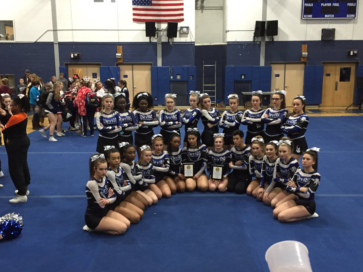 FrancescaLefebv's tweet photo. @DevilsLHS @lotbluedevils @LeomAthletics Congratulations to Mid-Wach Champions Game Day Varsity Co-ed! GO BIG BLUE 🔵😈😈⚪️ https://t.co/qNBzC6w4Vp