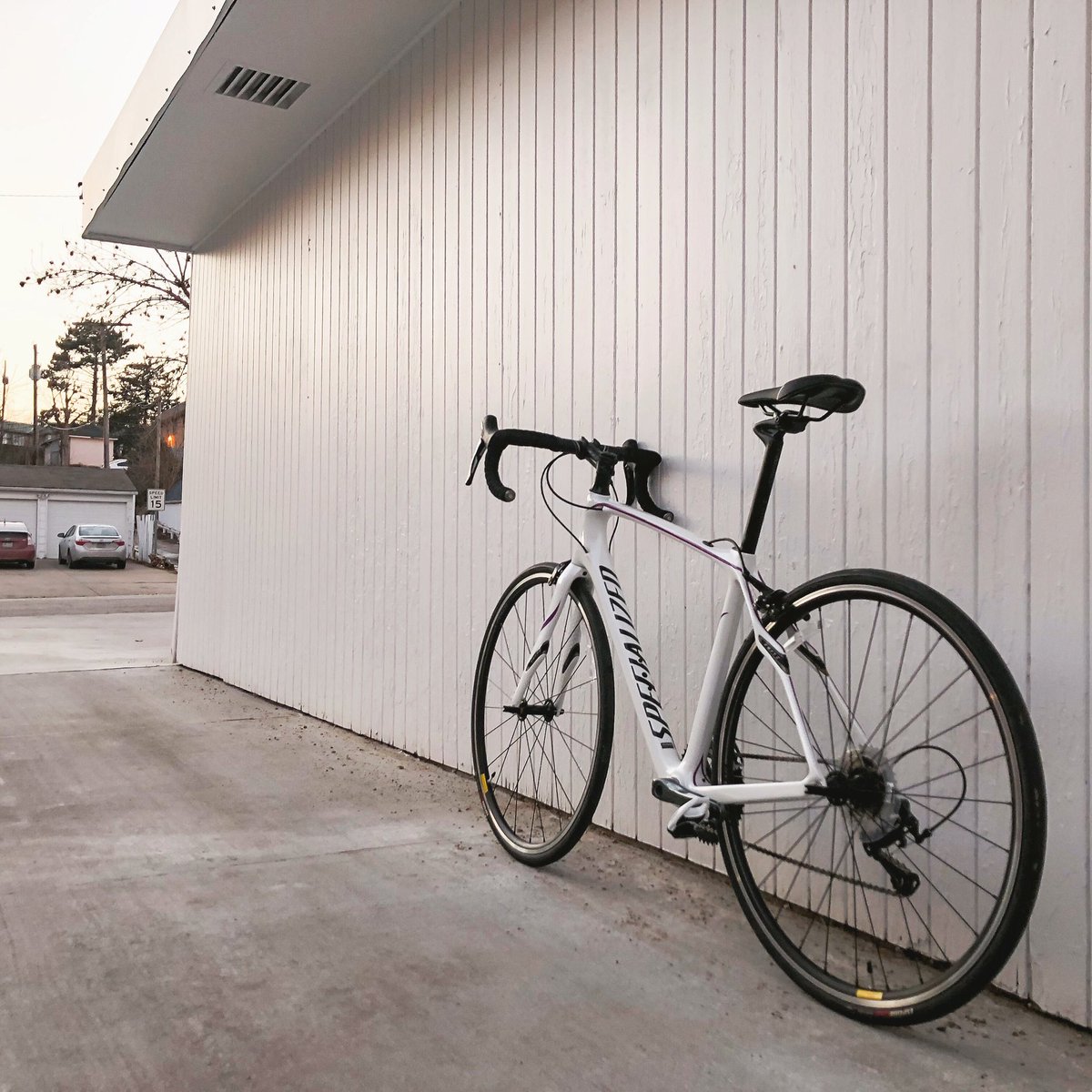 abbylehmer's tweet image. Taking the @BritandCo #RidingSolo campaign literally today...

Spring 2016: 1st hit trails on bike as adult. Knew nothing except how to pedal. Relied on partner for ~everything~ (in life &amp;amp; on wheels)

Spring 2018: #SpecializedRuby becomes new partner. True love is realized 💜☺️