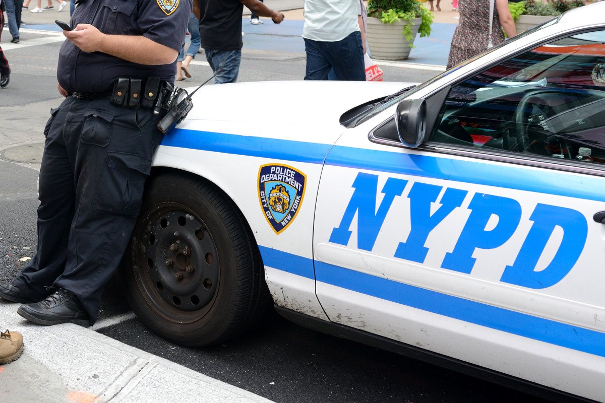 nypost's tweet photo. Fat cops are weighing down the NYPD https://t.co/6y25hJd1sY https://t.co/t8ysauffHO