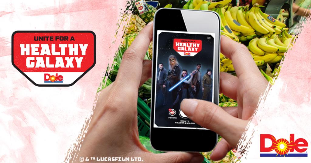 DoleTweets's tweet photo. Scan our commemorative banana stickers, pineapple tags, and DOLE products to earn unique @StarWars-inspired content: https://t.co/xn0ZDS7o6m #UniteWithDole #StarWars #TheLastJedi https://t.co/3ikzbBiLAK