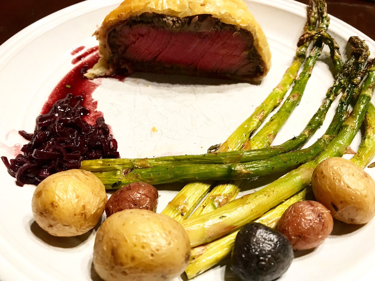 JeffCowen's tweet photo. @GordonRamsay Did I do the Wellington justice? https://t.co/oHMQQ1YQlK