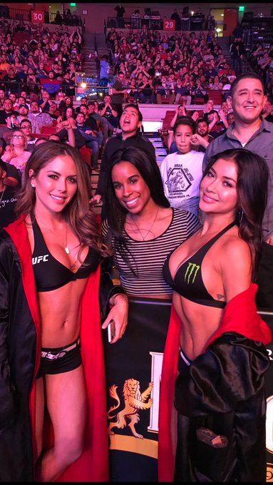 Reunited ! Chandella and Brittney in the house!! https://t.co/JnDbm4xUwO