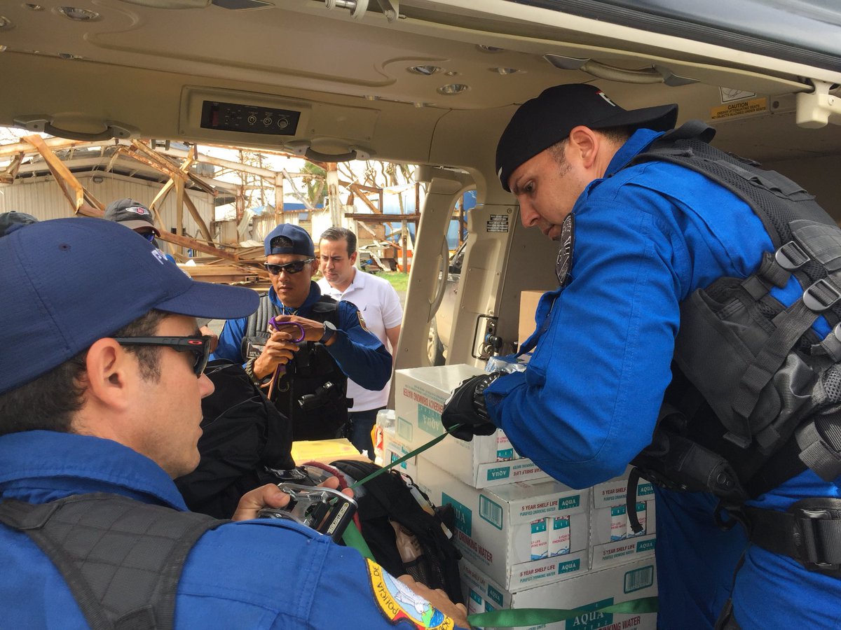 William Villafañe 🇵🇷🇺🇸 (@villafanepr) on Twitter photo Mi reconocimiento a todos los policías en su semana. Doy fe del trabajo inmenso rendido durante la emergencia que nos ha tocado superar. <a href="/PRPDNoticias/">Policía Puerto Rico</a> Mi reconocimiento a todos los policías en su semana. Doy fe del trabajo inmenso rendido durante la emergencia que nos ha tocado superar. <a href="/PRPDNoticias/">Policía Puerto Rico</a>