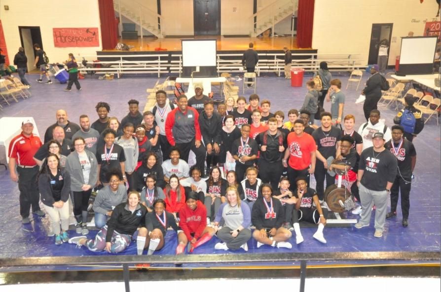 Local powerlifters compete at Assumption Invitational buff.ly/2Ez6izD