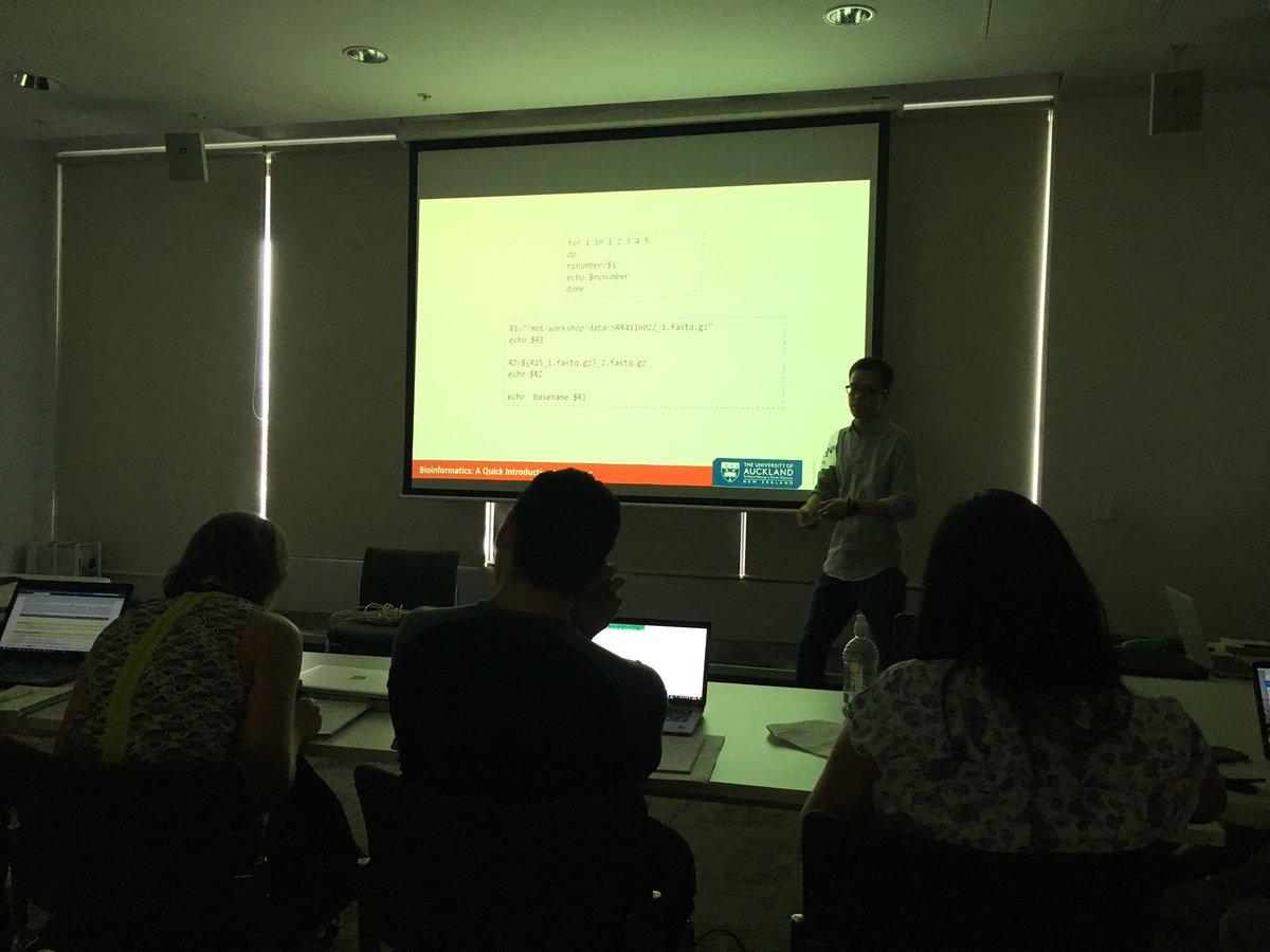 SpaceGenome's tweet image. Peter Tsai and myself making #bioinformatics painless by introducing the #LinuxShell on the 1st day of our weeklong #RNAseq @AucklandUni