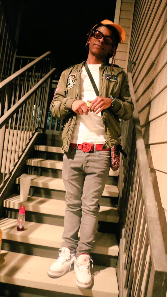 MattiBaybee's tweet photo. Paco⚡️1.5🔥.......Be Ready🖐🏾#2Otw🥈
📸:@churchondamovie https://t.co/wUpDh4qhGo