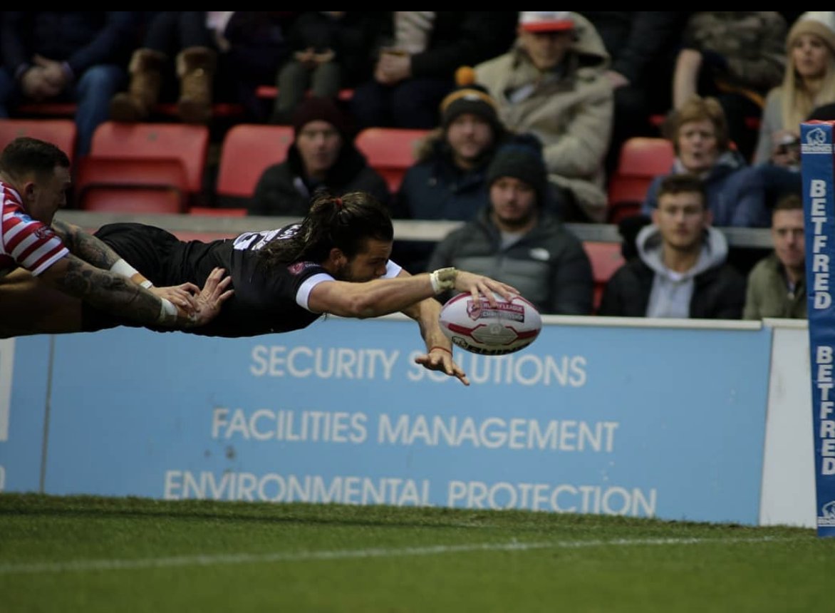 WolfPackPackTO's tweet photo. Its a bird... its a plane... no its... Liam Kay and @AdamHigson1 🏉🇨🇦🐺
Two very similar scores early in the season - stretching out to get across the line!
#Superman #GetIn #KaysWays #Higson https://t.co/mONJUN1N5x