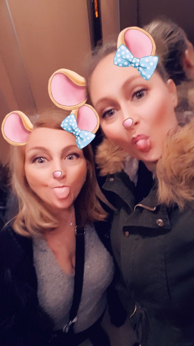 ATTIACorinne's tweet photo. @Amir_Off Petit coucou du francilien avec ma @sophieNayal . Merci de ta gentillesse et de ta simplicité avec les enfants. Joli moment privilégié et encore bravo pour #EnBalladeAvec @nikosaliagas 👌💯😜 https://t.co/8otNzjf4mO