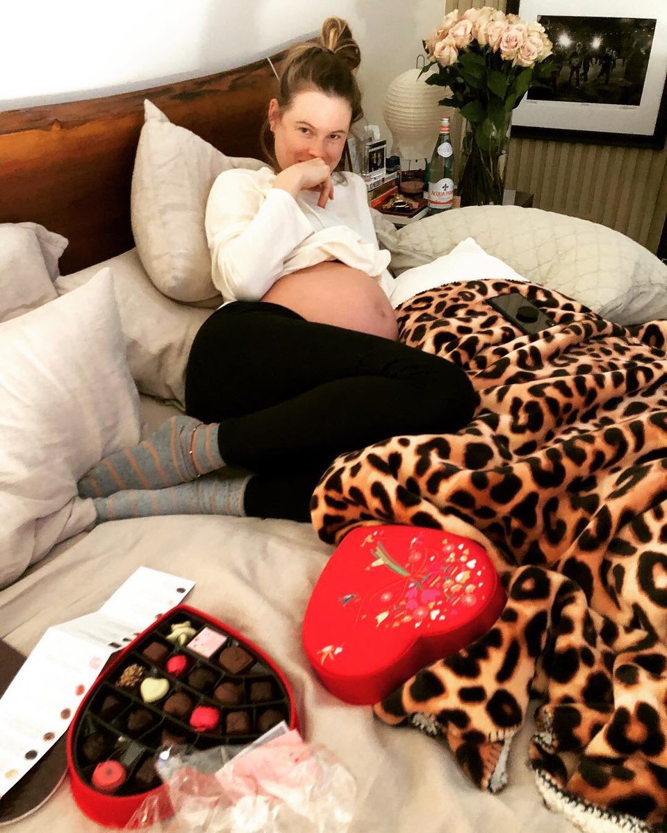 CandiceSJPN's tweet photo. Congrats!!! @BeePrinsloo and @adamlevine ❣️❣️❣️

第二子おめでとう〜🤩♥️♥️♥️
名前はGeo Grace Levineちゃん！ https://t.co/bwNl9zMUnC