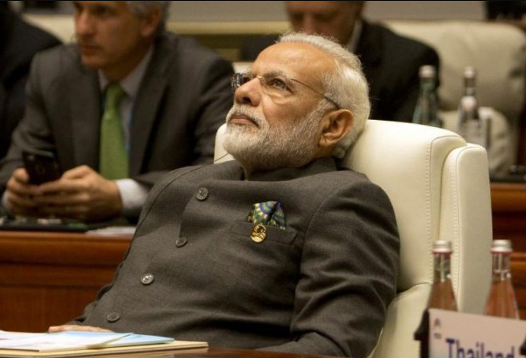 DrJacobsRad's tweet photo. That feeling you get when you realize that you are going to have to have dinner with Justin Trudeau...
#Cdnpoli #peoplekind #IndiaPoli #NarendraModi @gmbutts #CaptainCrayon #UnivitedGuest @JustinTrudeau https://t.co/XhpDqPRHaR