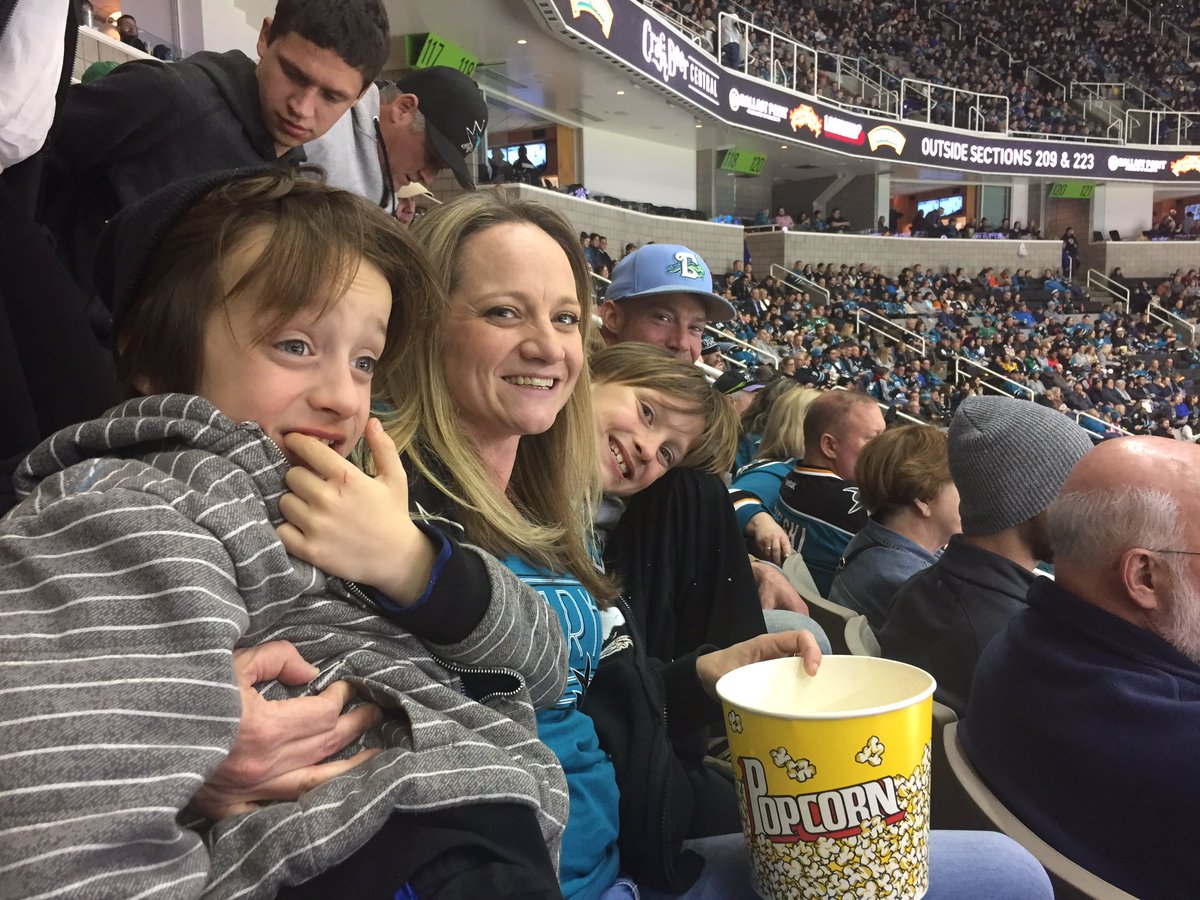seids's tweet photo. Our first Sharks Hockey game and this kids got #popcornproblems @BrodieNBCS 😂🤣 https://t.co/wDNBnpUaaS